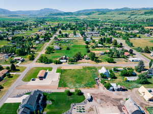 Bird's eye view featuring a mountain view