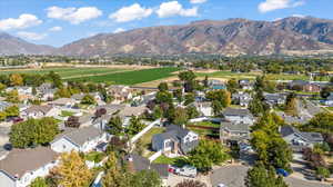 Bird's eye view featuring a mountain view