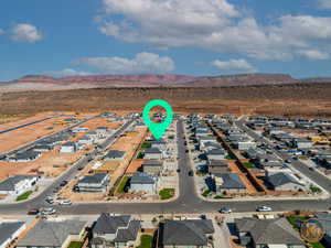 Bird's eye view with a mountain view