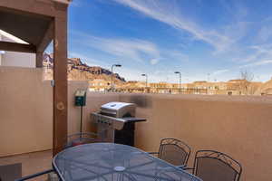 Photo 4 of 3862  DESERT WILLOW CIR #6-A8