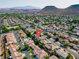 Bird's eye view with a mountain view