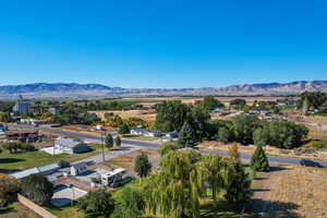 Bird's eye view featuring a mountain view