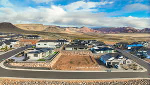 Aerial view with a mountain view