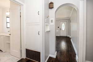 Arched doorways and lots of built in storage