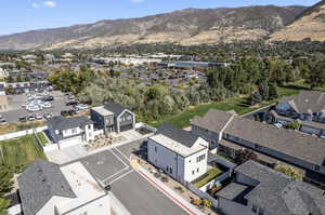 Drone / aerial view featuring a mountain view