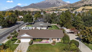 Bird's eye view featuring a mountain view