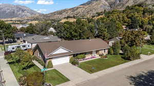 Drone / aerial view featuring a mountain view