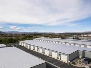 Aerial view with a mountain view