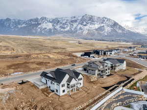 Drone / aerial view featuring a mountain view