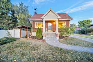 Bungalow with covered porch