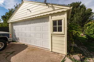 2 Car Garage