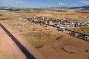 Aerial view with a mountain view