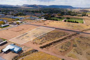 Aerial view with a mountain view