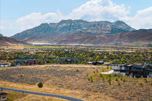 View of mountain feature