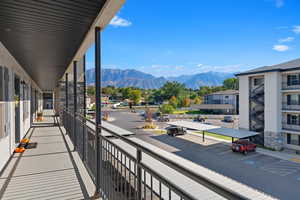 Balcony featuring a mountain view