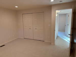 Bedroom with brand new carpet and pad