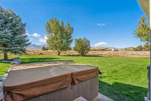 View of yard featuring a mountain view