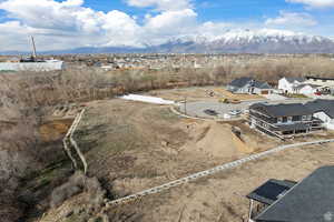 Bird's eye view featuring a mountain view