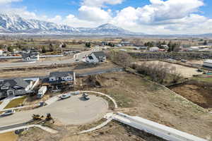 Aerial view with a mountain view