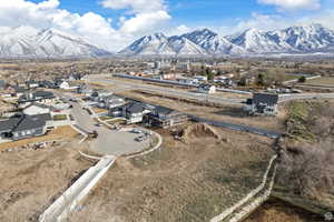 Drone / aerial view featuring a mountain view