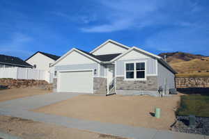 Craftsman inspired home with central AC and a garage