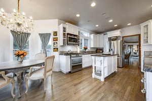 Photo 10 of 2334 S FALCON WAY