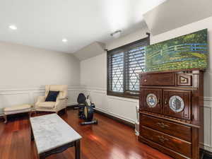 Primary Bedroom Sitting Area