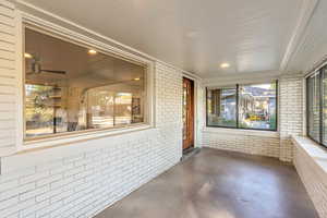 Sunroom/enclosed porch