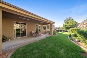 View of yard featuring a patio