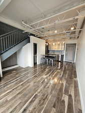 Beautiful Living Room/Dining Area