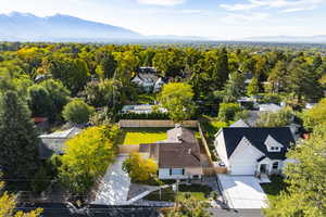 Drone / aerial view featuring a mountain view