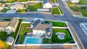 Birds eye view of property