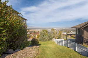 View of side yard