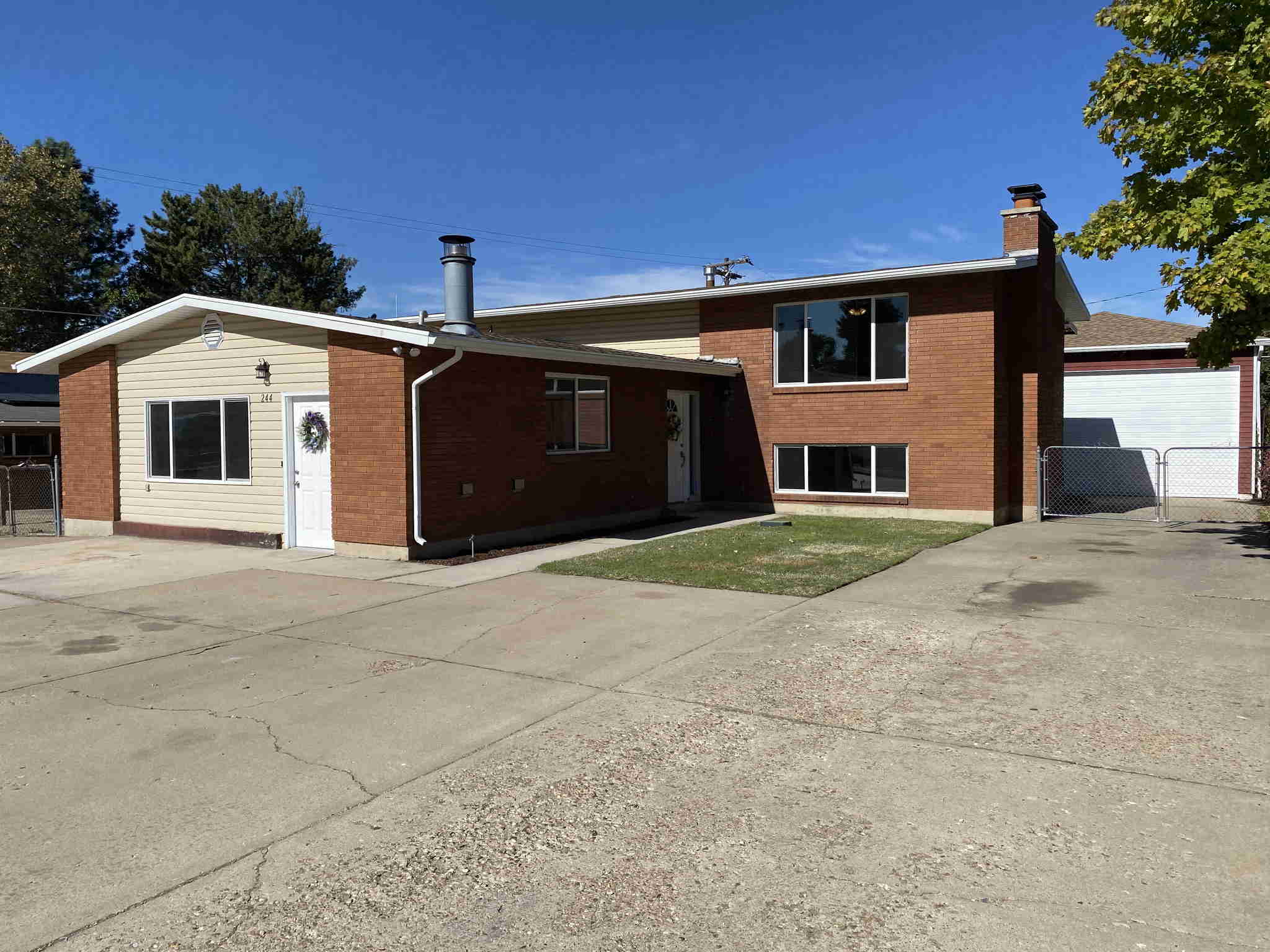 244 W 4900 S Washington Terrace UT (2030669) Mountain Luxury