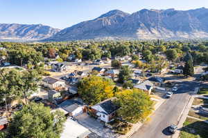 Bird's eye view featuring a mountain view