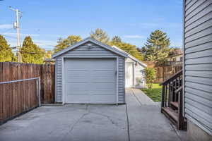 2 car garage (with extra storage space)