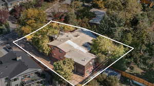 Birds eye view of property