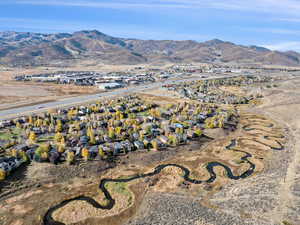 View of mountain feature