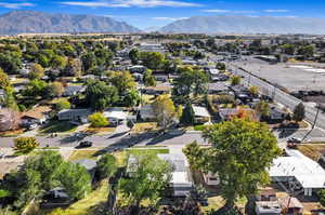 Drone / aerial view featuring a mountain view