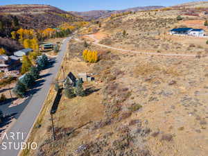 Drone / aerial view featuring a mountain view