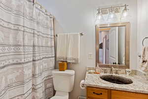 Hallway Bathroom near bedrooms