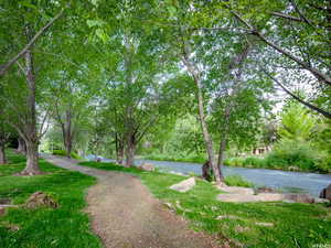 Private Stone Gate walking trails