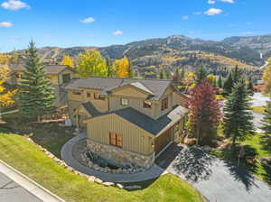 Bird's eye view featuring a mountain view