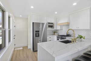 Kitchen with All Kitchen-Aid appliances