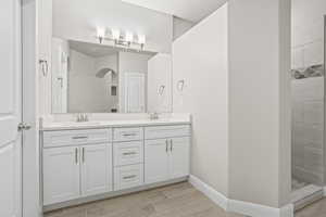 Dual Sinks in Primary Bathroom