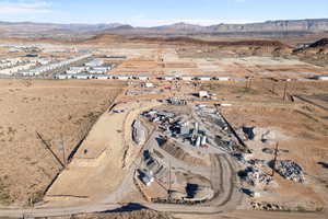 Aerial view with a mountain view