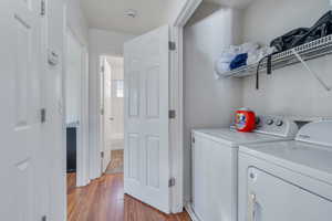 Laundry area with washing machine