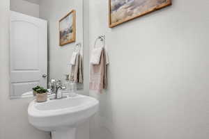 Bathroom featuring sink