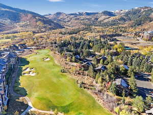 Bird's eye view featuring a mountain view