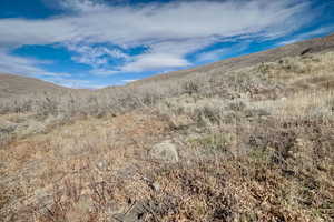 View of mountain feature